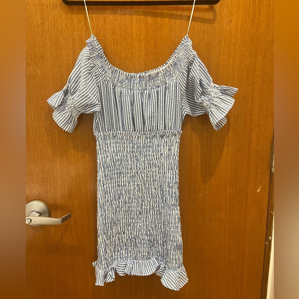 Off Shoulder Dress - Picture 3 of 4